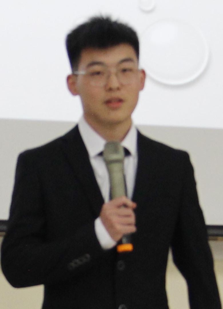 郑教员的照片_南宁家教之家